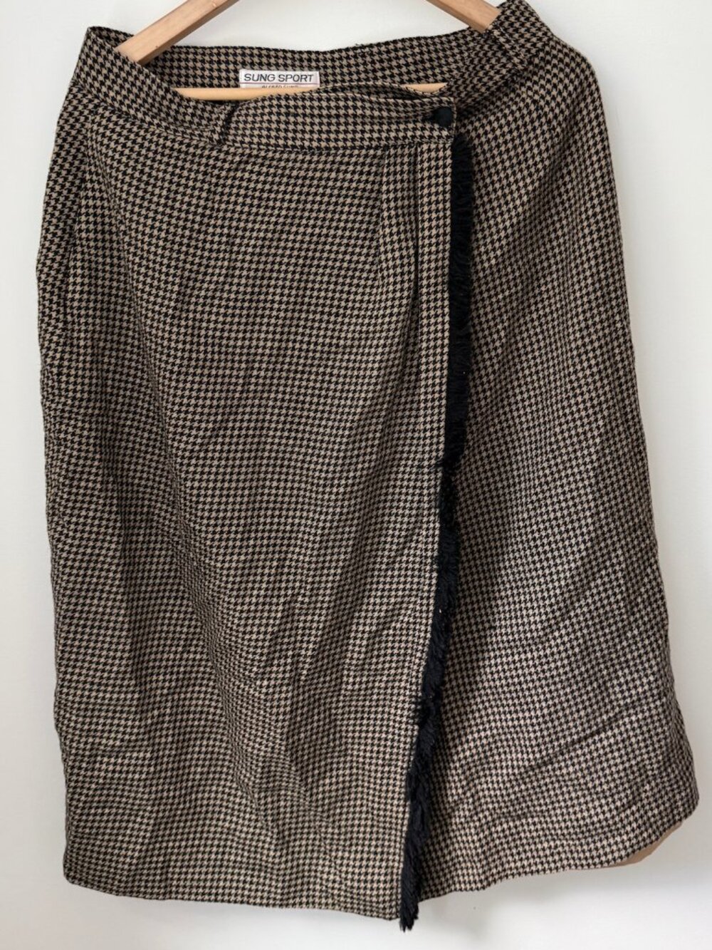 Vintage ALFRED SUNG Sport Houndstooth Fringed Wrap Midi Skirt Brown